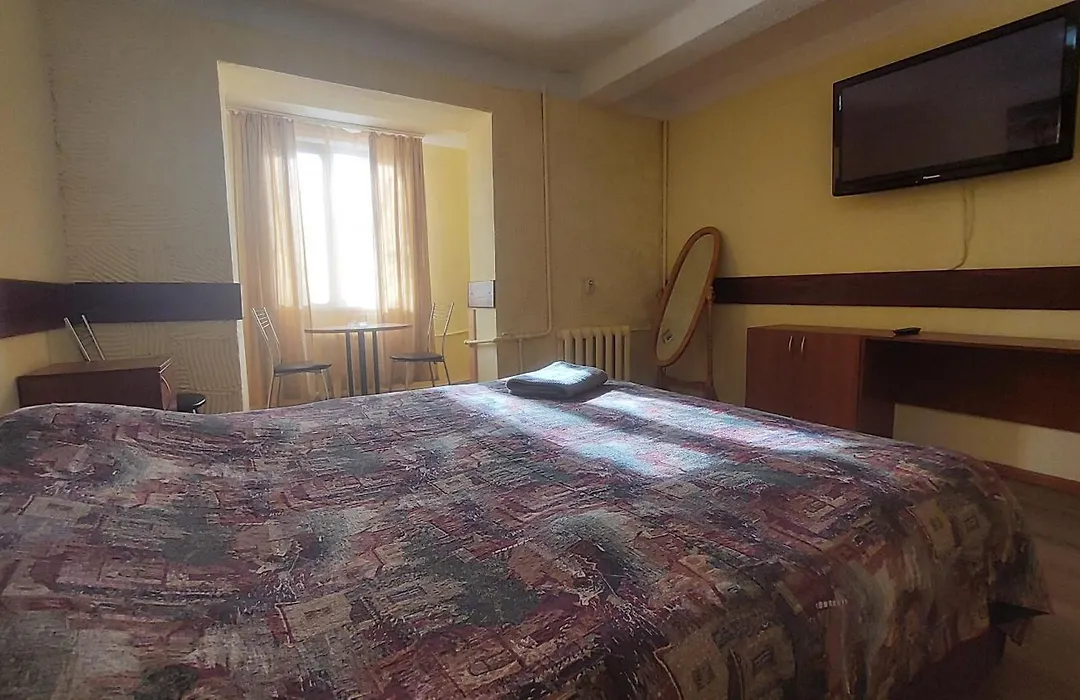 Hotel Desna Kut-1